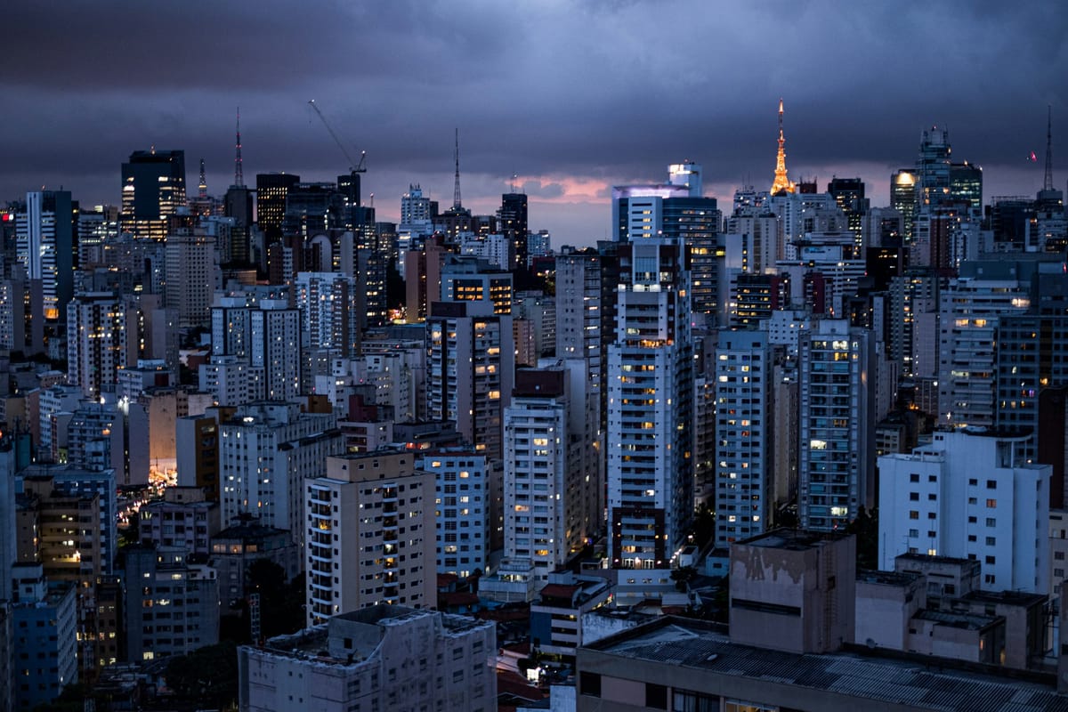 7 insights reveladores sobre o mercado imobiliário de SP em março — e o que o ecossistema Kenlo nos ensina sobre eles